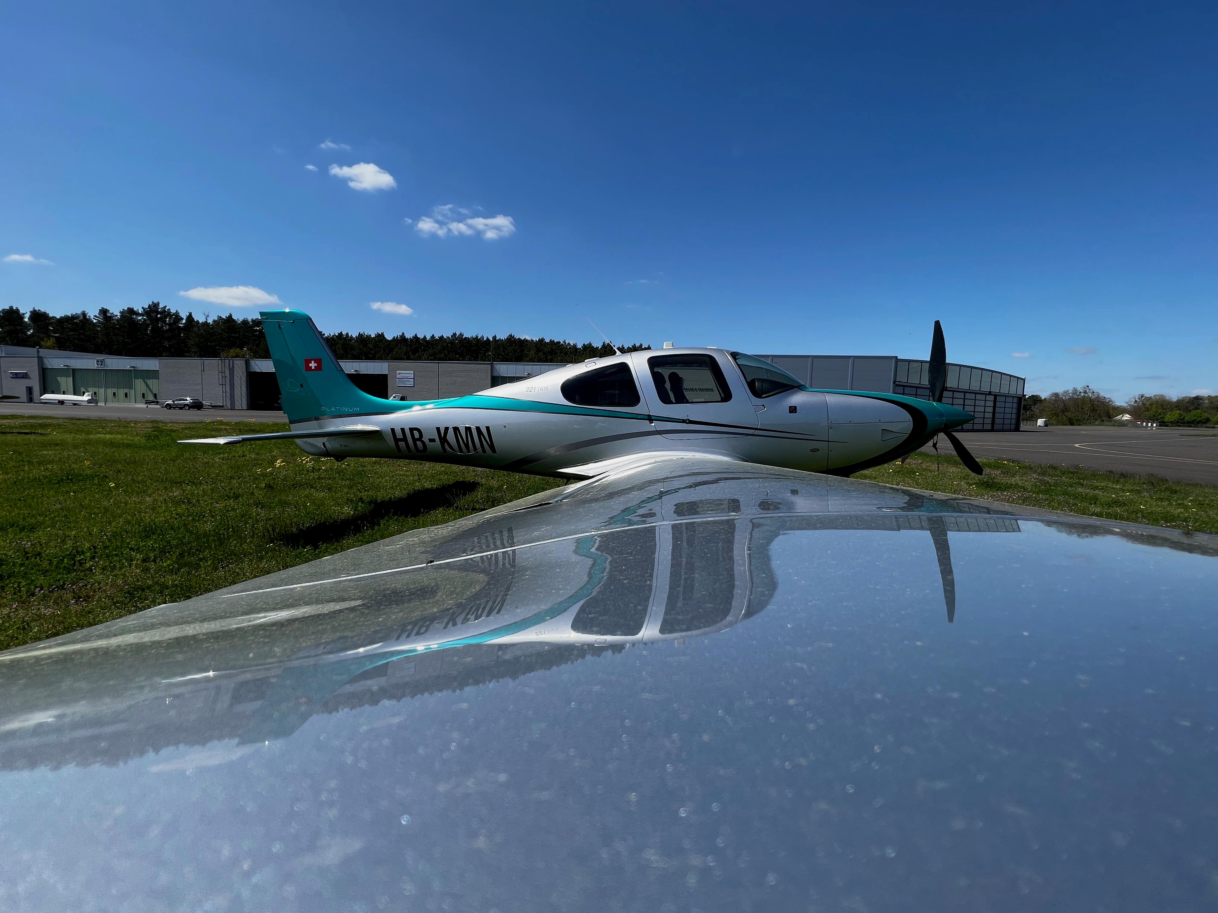2015 Cirrus Design SR22T G5 GTS, photo 3