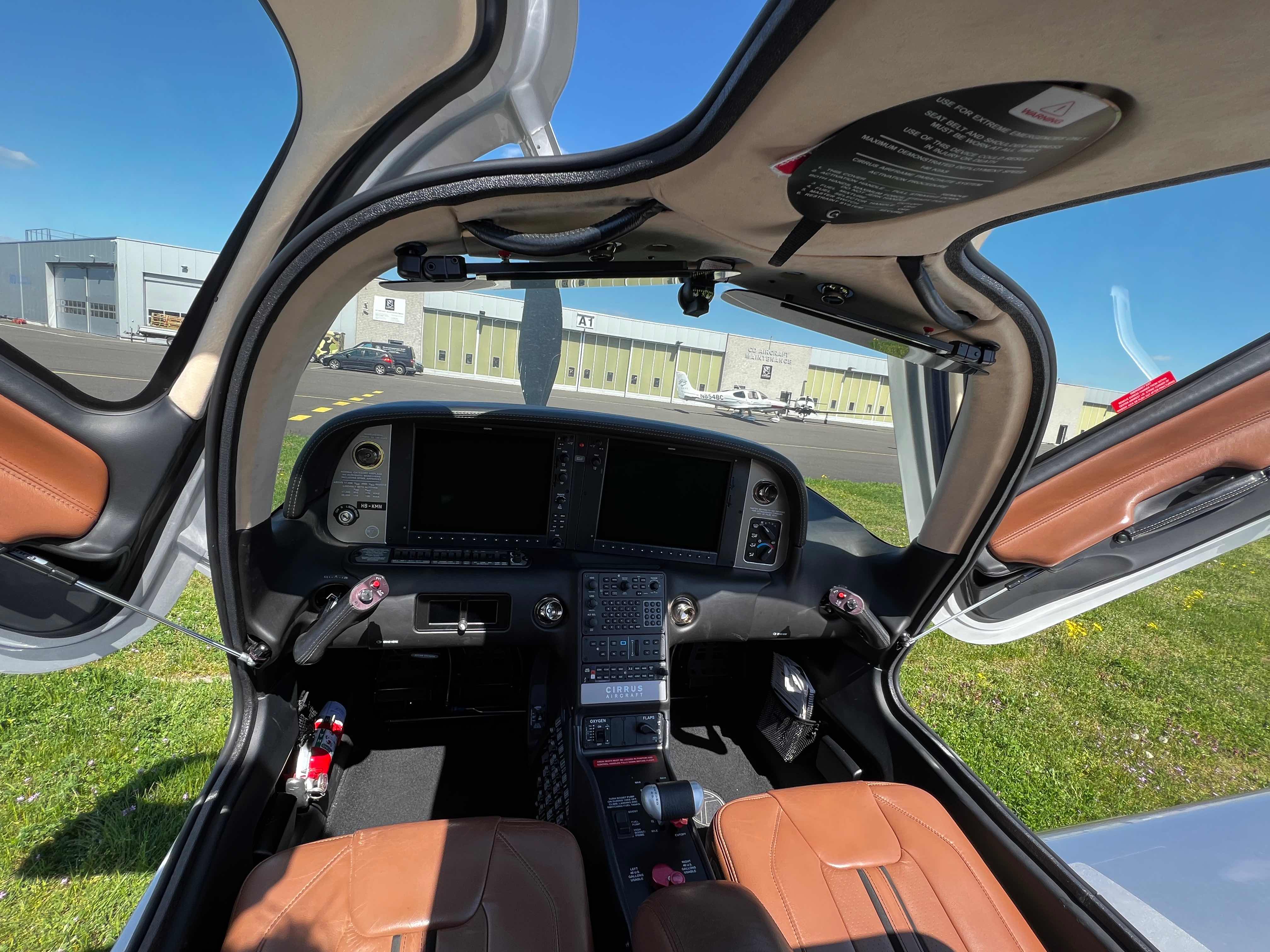 2015 Cirrus Design SR22T G5 GTS, photo 7
