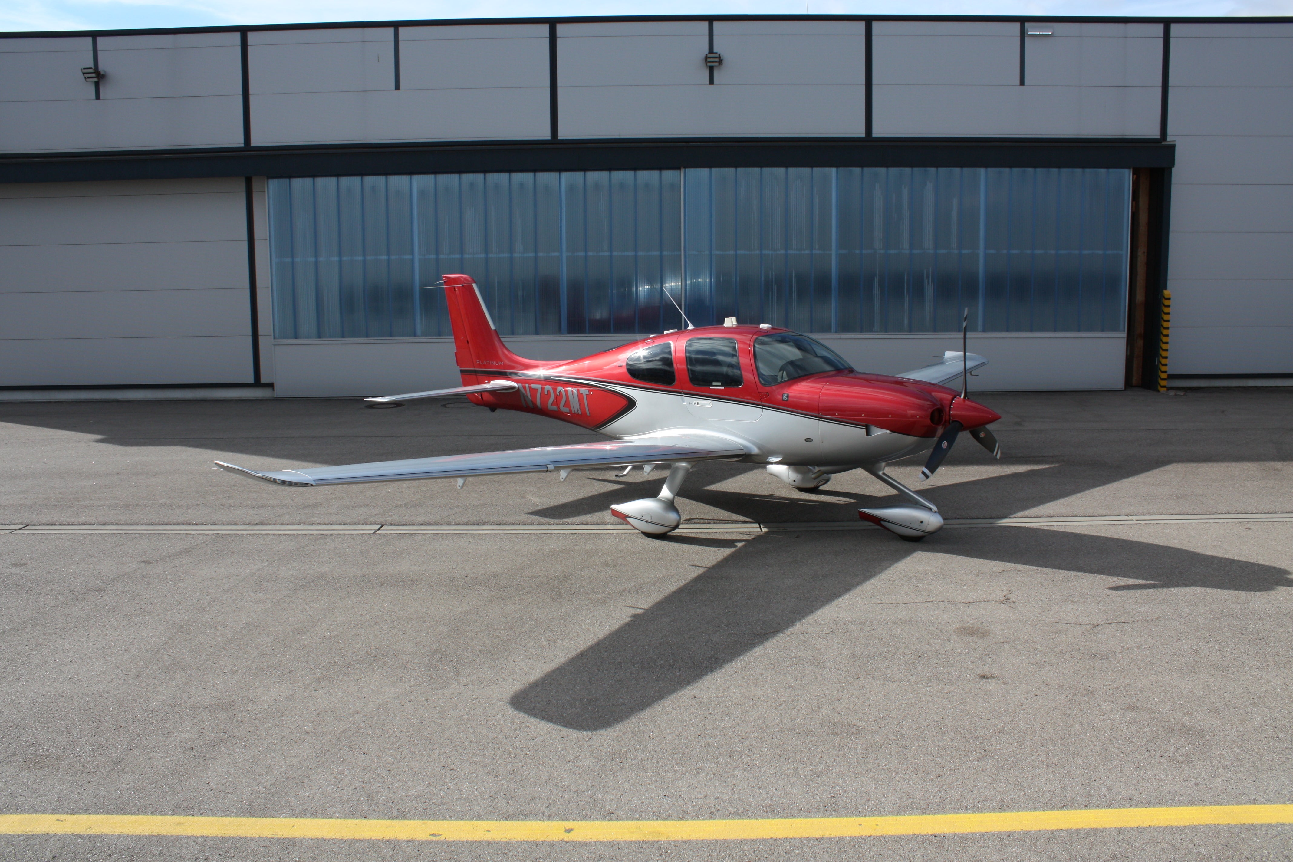2023 Cirrus SR22 GTS G6, photo 9