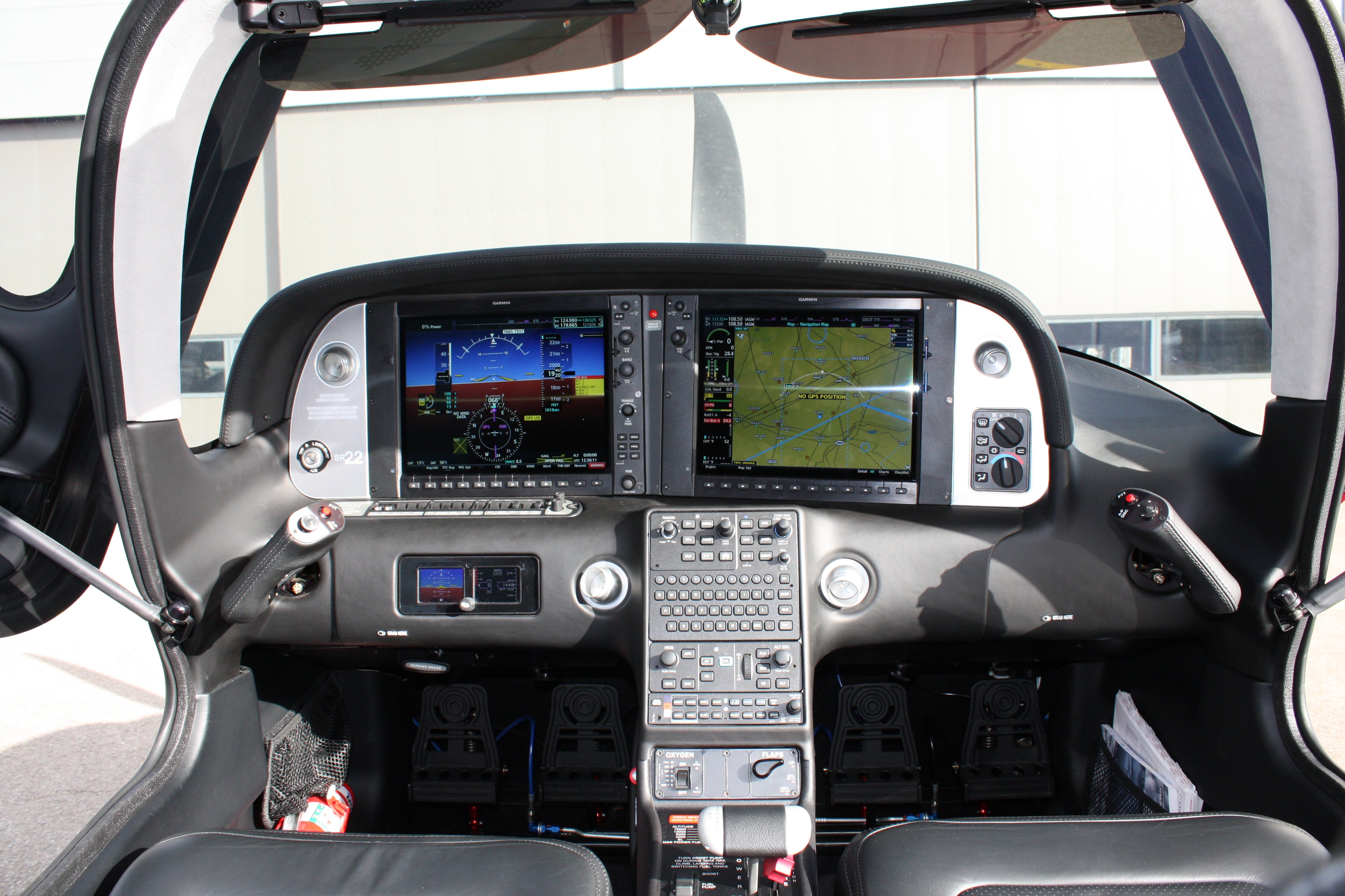 2023 Cirrus SR22 GTS G6, photo 11