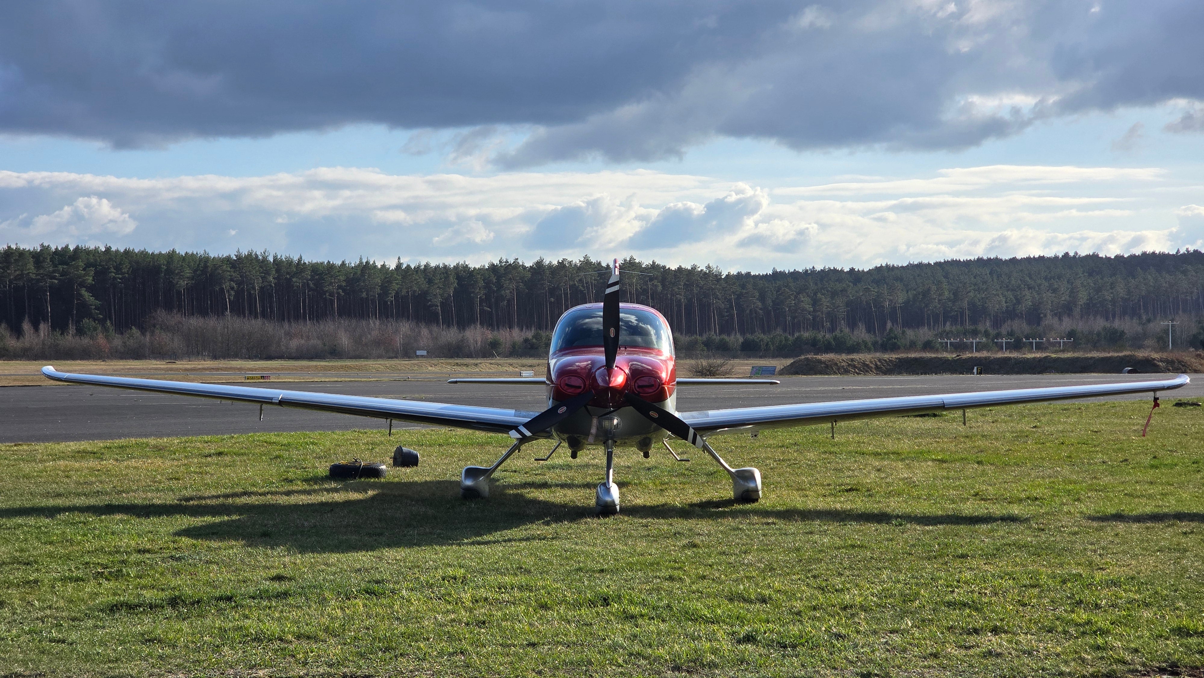 2021 Cirrus SR22 G6 GTS, photo 3