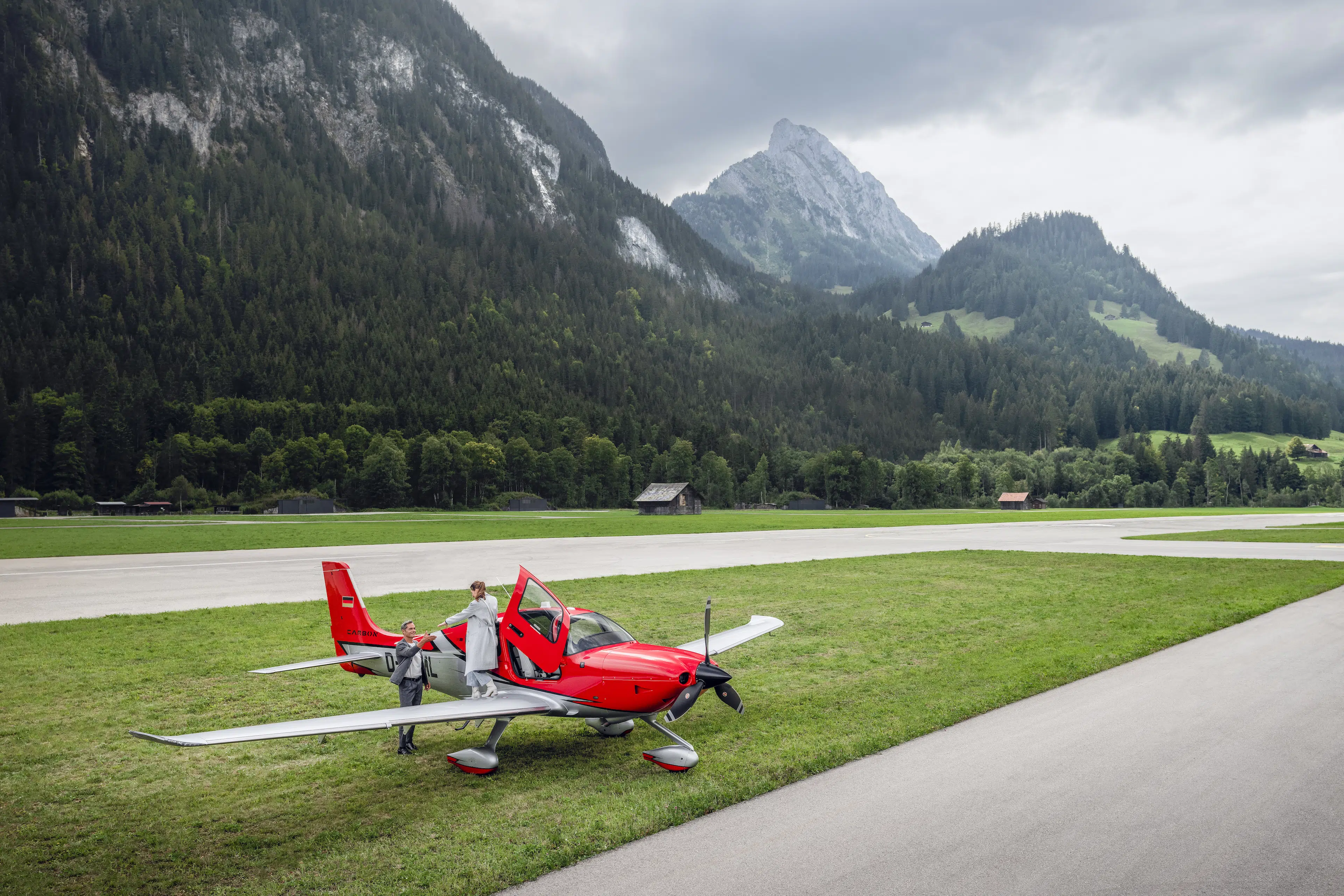 Cirrus Aircraft Continues Global Expansion with New European Locations 