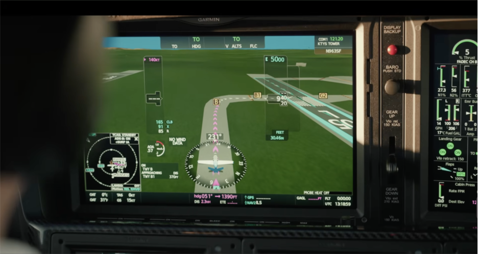 cirrus avionics displaying safe taxi