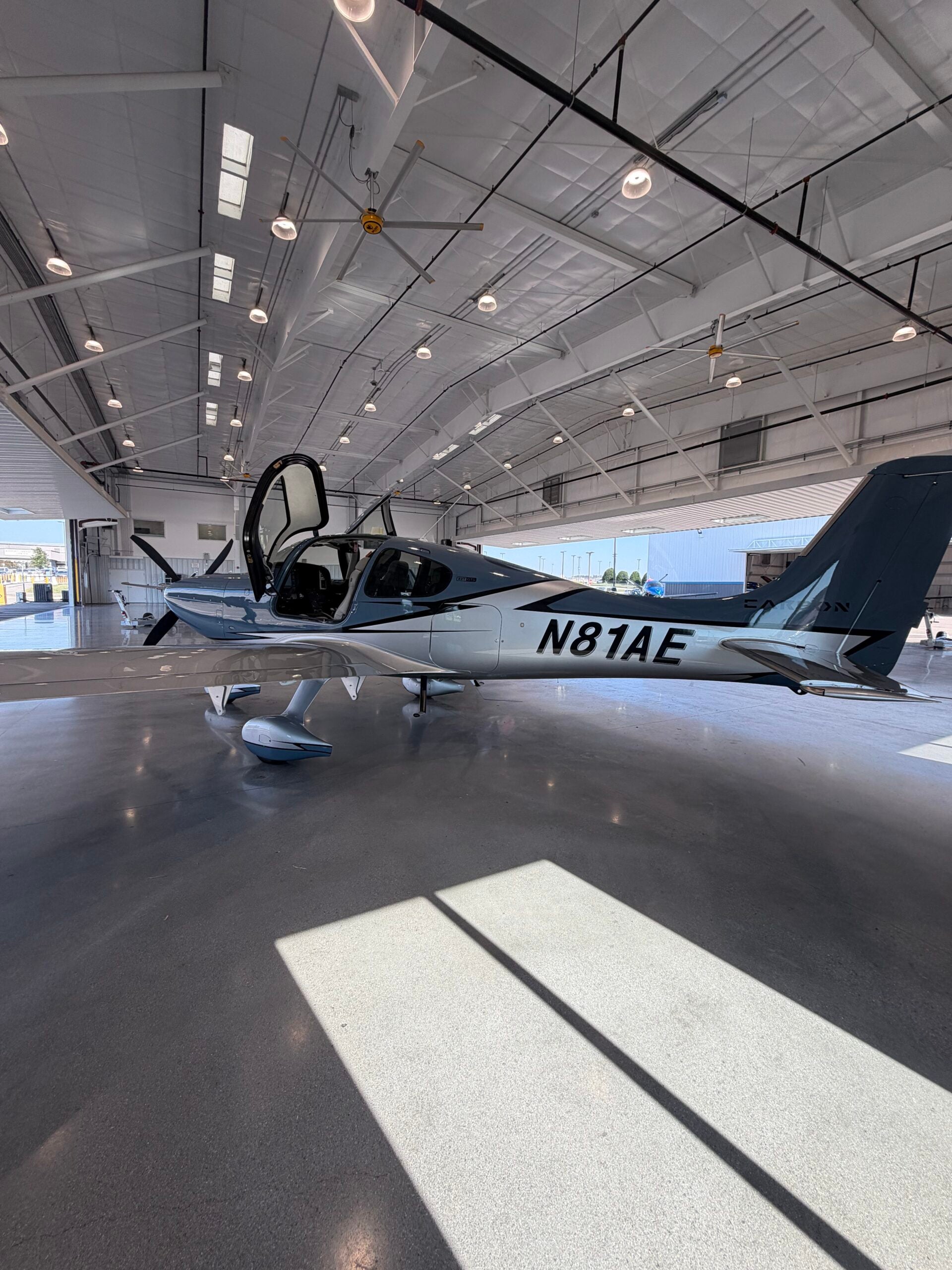 2023 Cirrus SR22T G6 GTS (N81AE), photo 15
