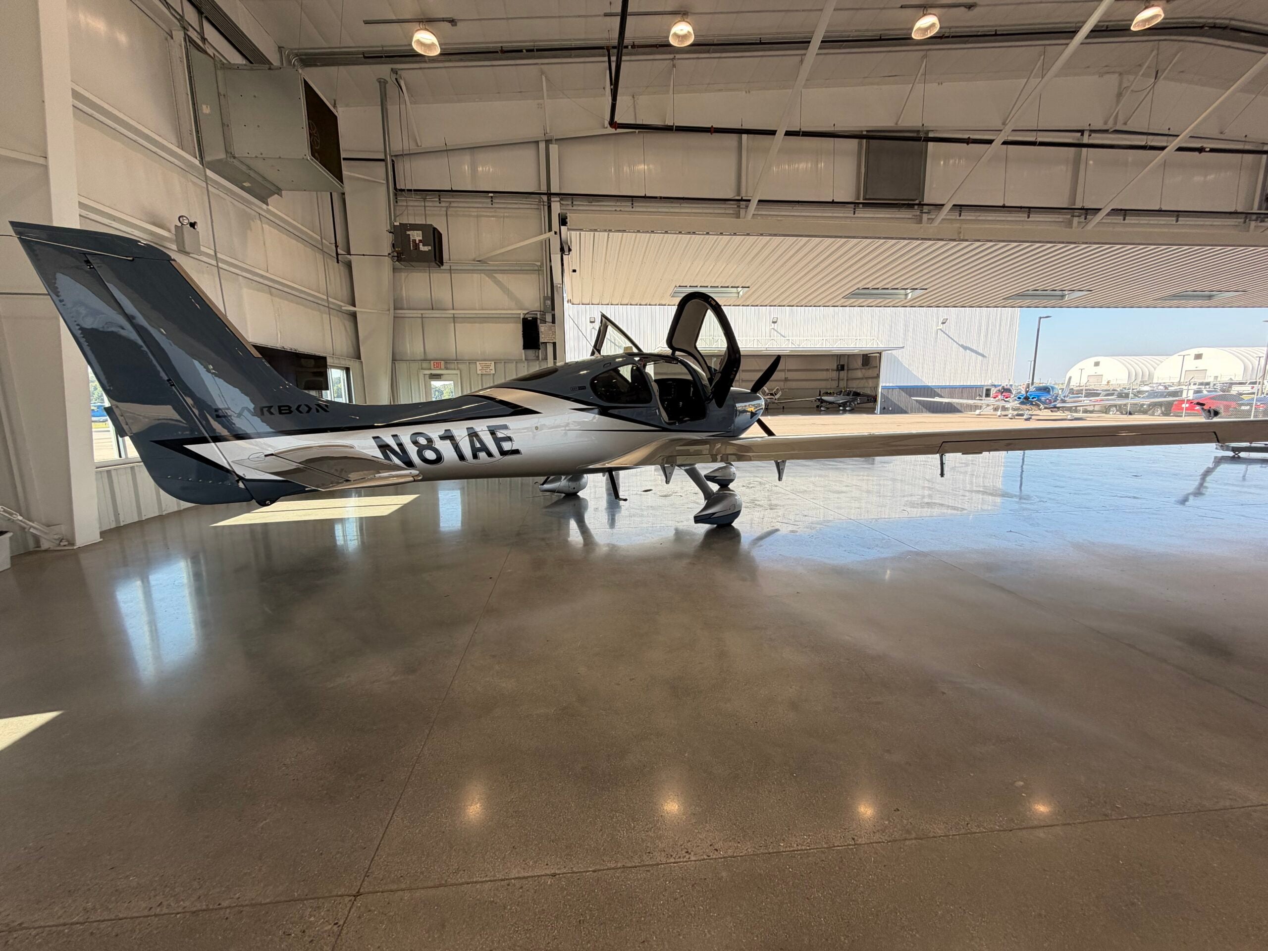 2023 Cirrus SR22T G6 GTS (N81AE), photo 13