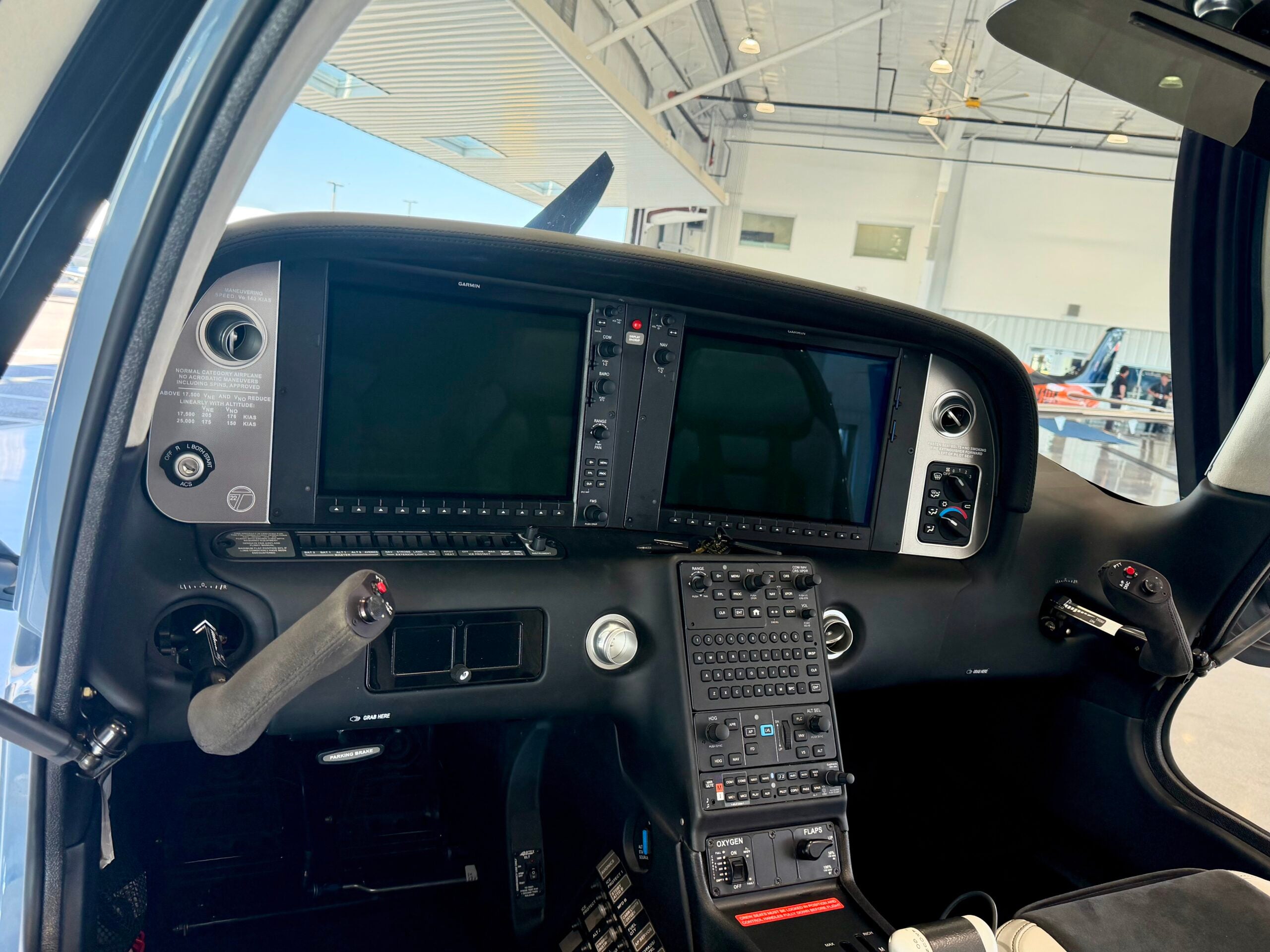 2023 Cirrus SR22T G6 GTS (N81AE), photo 5