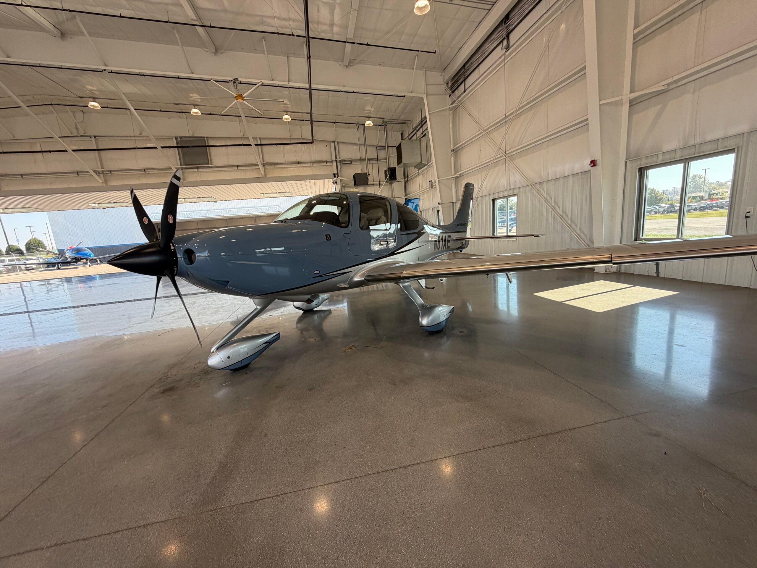 2023 Cirrus SR22T G6 GTS (N81AE), photo 2