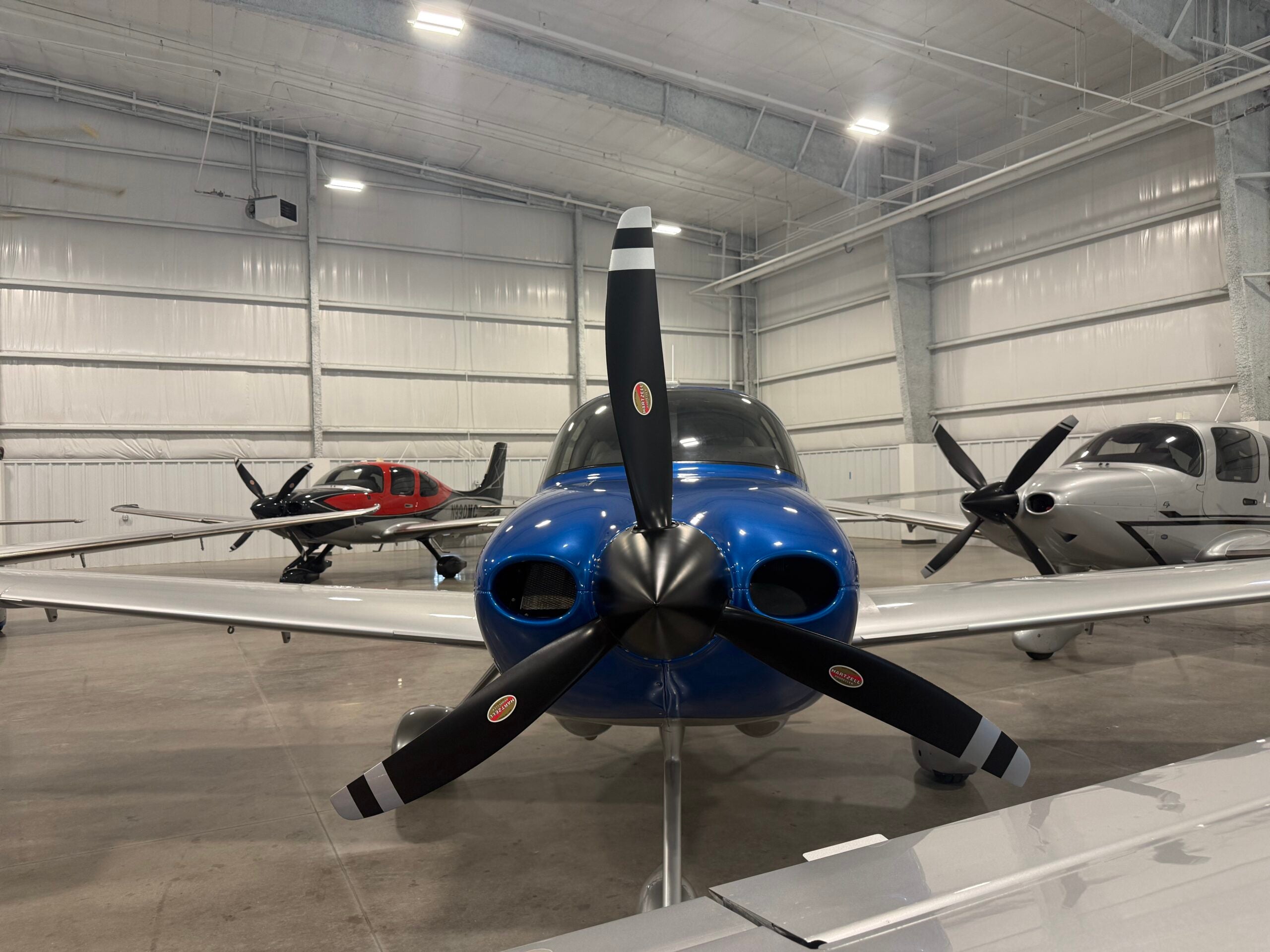 2025 Cirrus SR20 G7+ Premium, photo 2