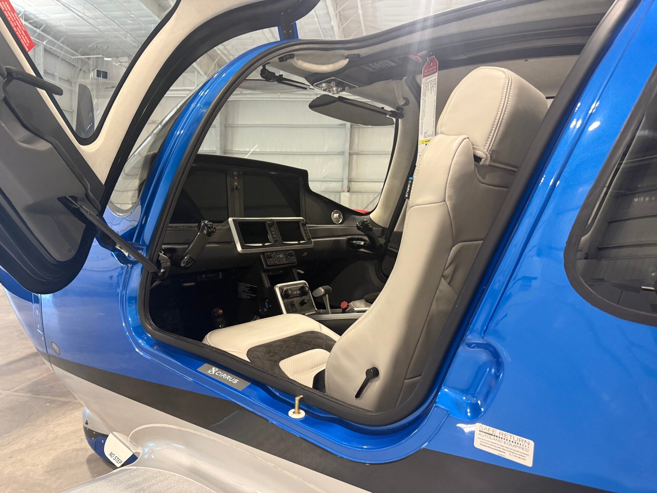 2025 Cirrus SR20 G7+ Premium, photo 5