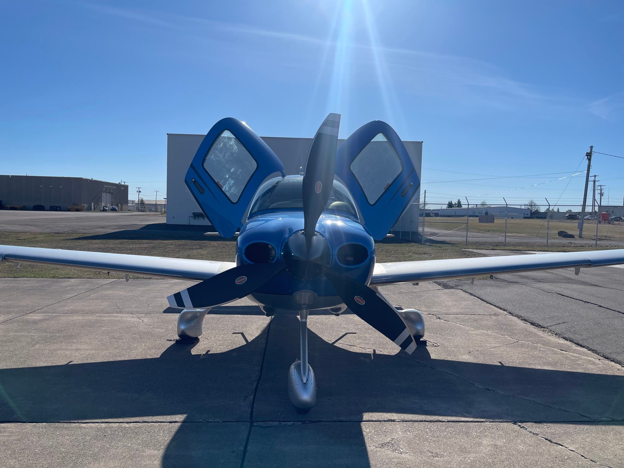 2018 Cirrus SR22 G6 GTS, photo 13