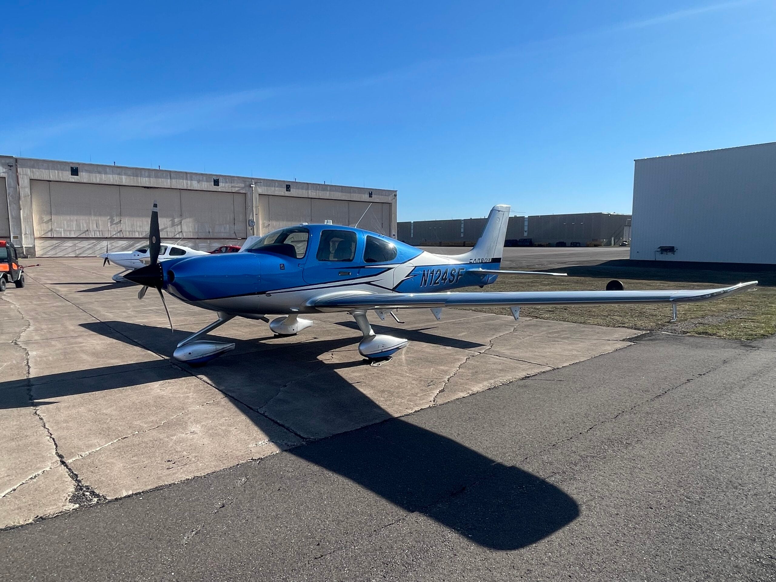 2018 Cirrus SR22 G6 GTS, photo 1