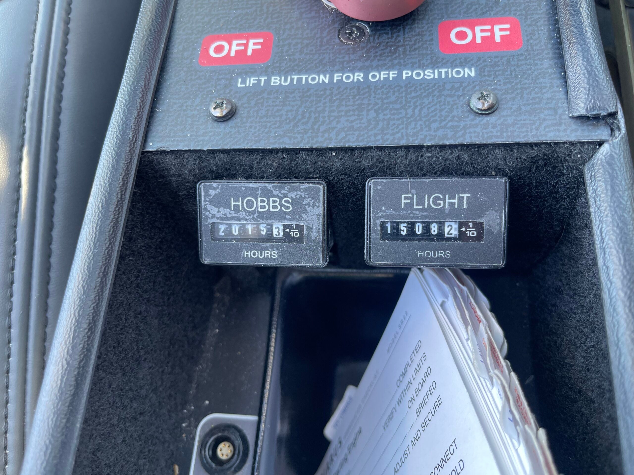 2018 Cirrus SR22 G6 GTS, photo 8