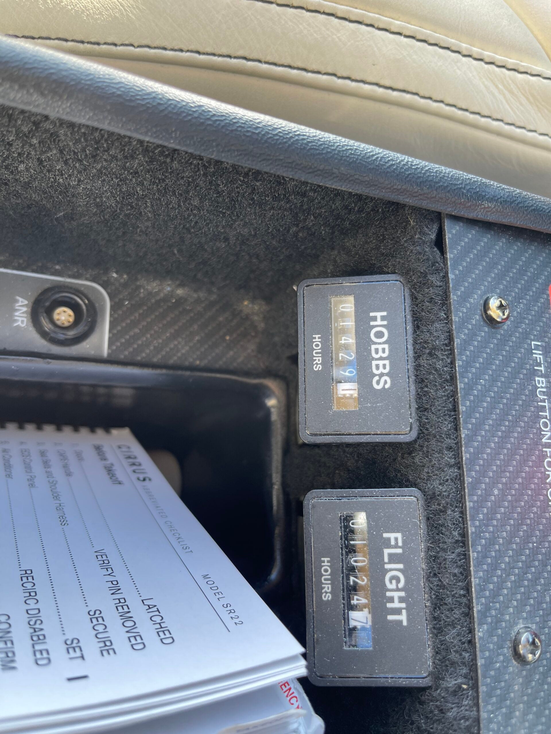 2020 Cirrus SR22 G6 GTS, photo 11