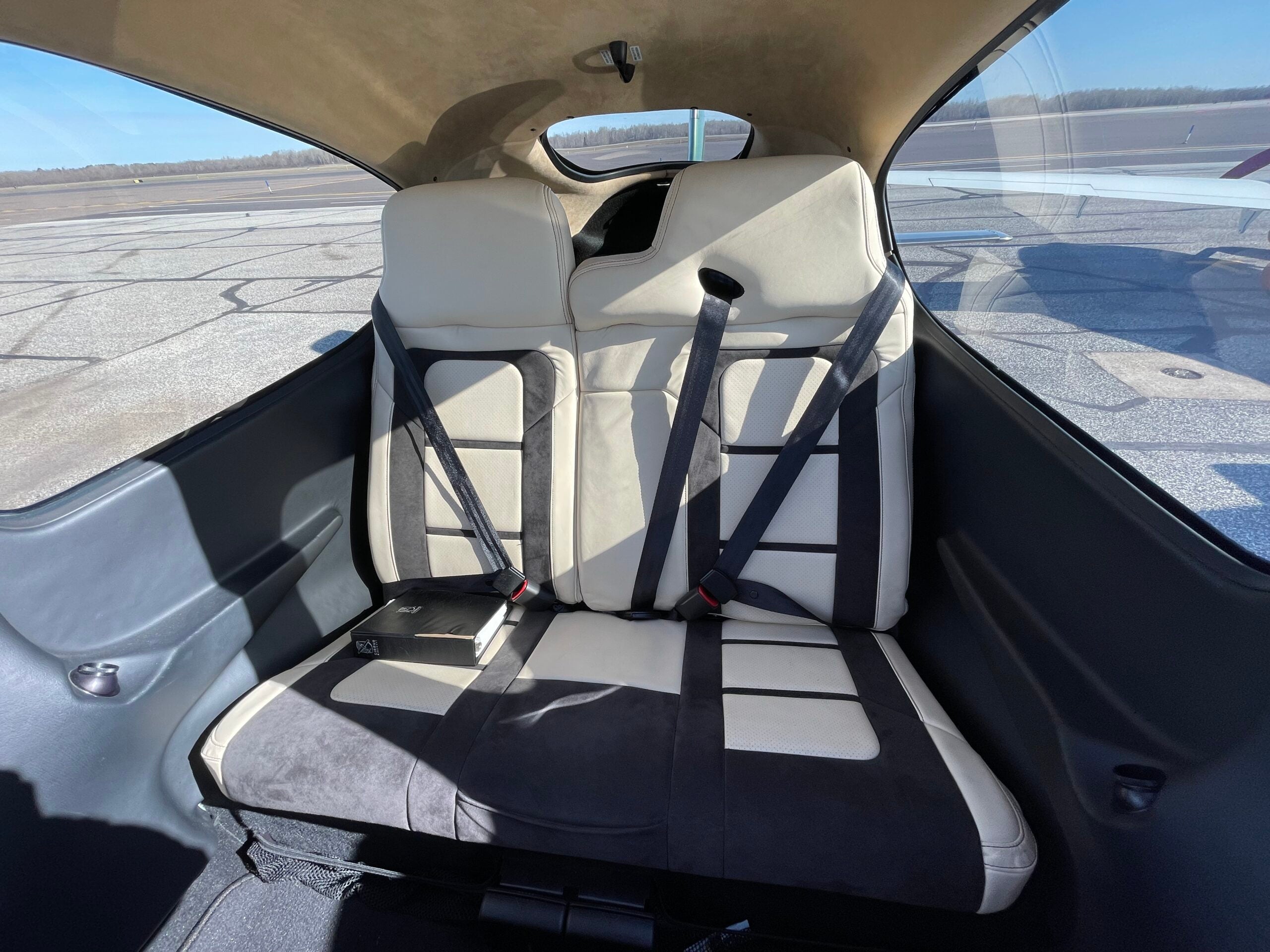 2020 Cirrus SR22 G6 GTS, photo 9