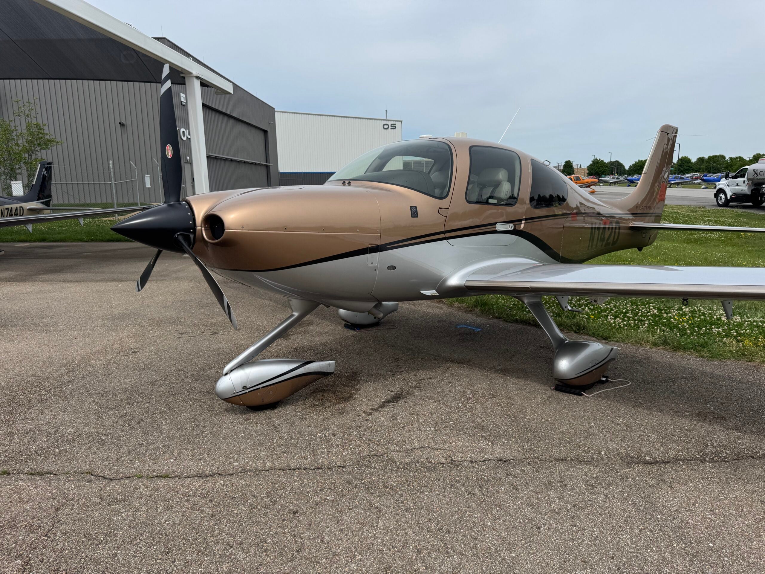2017 Cirrus SR22 G6 GTS, photo 19