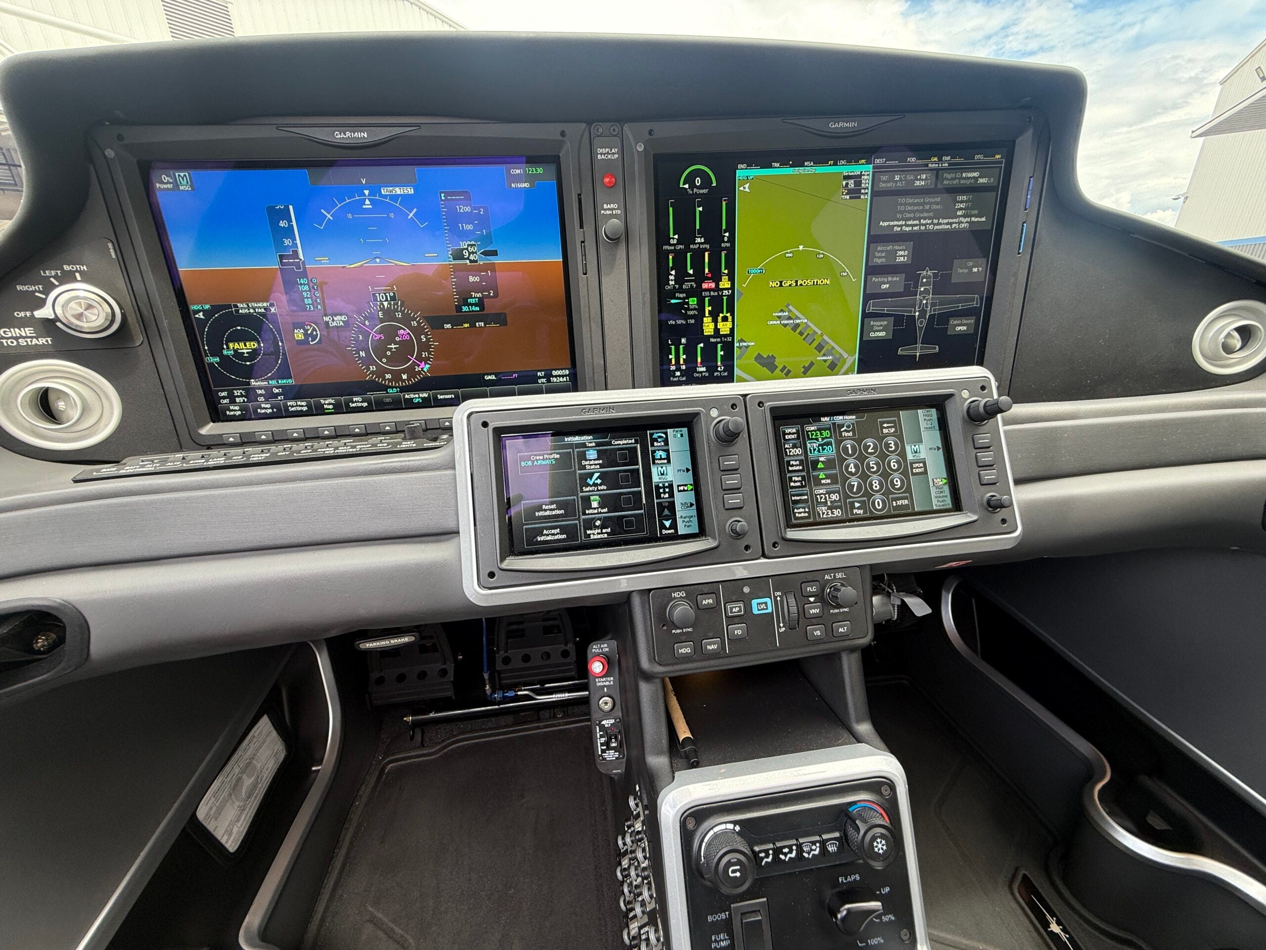 2024 Cirrus SR22 G7 GTS (N166MD), photo 2