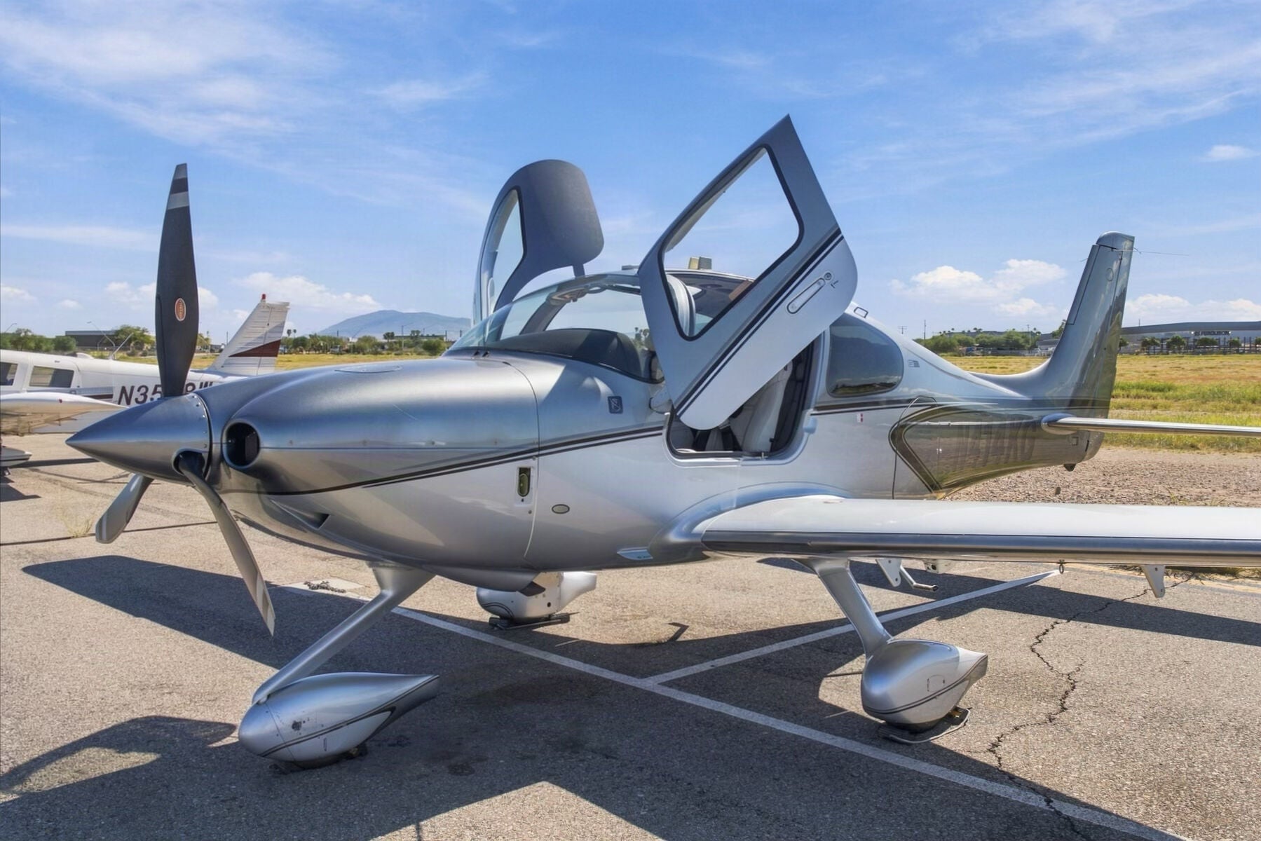 2022 Cirrus SR22T G6 GTS, photo 1